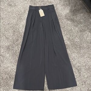 Elegant Black Wide-Leg Trousers